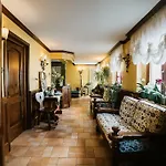 La Piazzetta & Breakfast 호텔