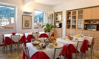 호텔 La Piazzetta & Breakfast 3*