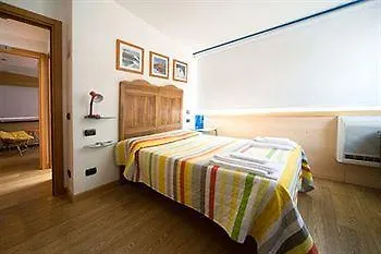 Szálloda La Piazzetta Rooms&breakfast 3*