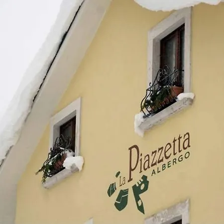 La Piazzetta & Breakfast 로카라소