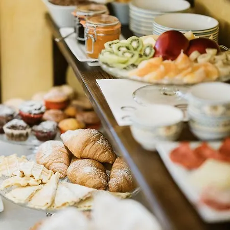 La Piazzetta & Breakfast 3*
